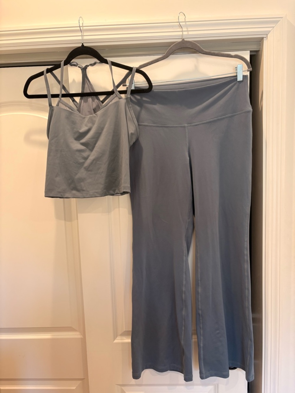 Hollister Like New Workout Set